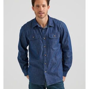 Wrangler mens denim shirt  Size large HLD2SWN